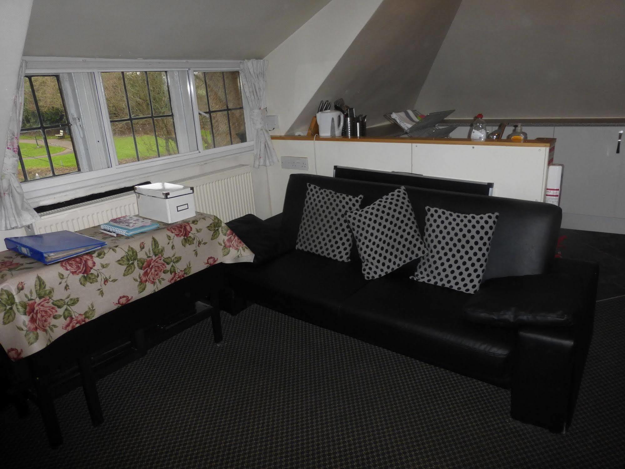 Avon Accommodation Ringwood Exterior photo
