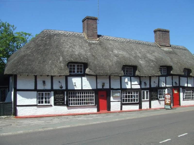 Avon Accommodation Ringwood Exterior photo
